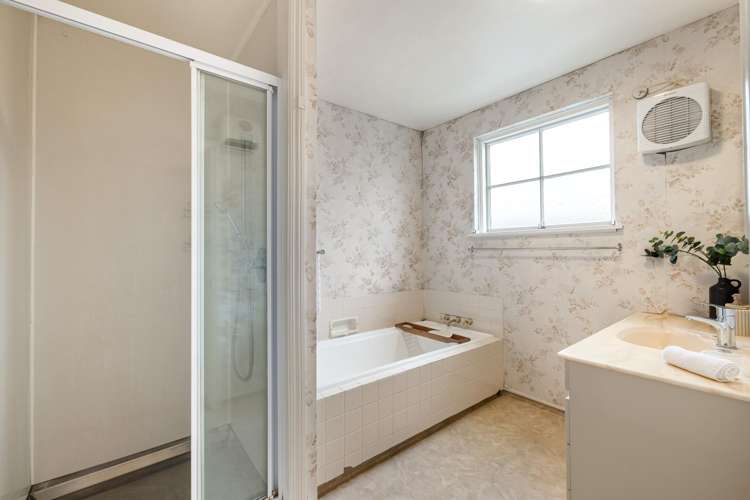 10 Dunrobin Place Avonhead_11