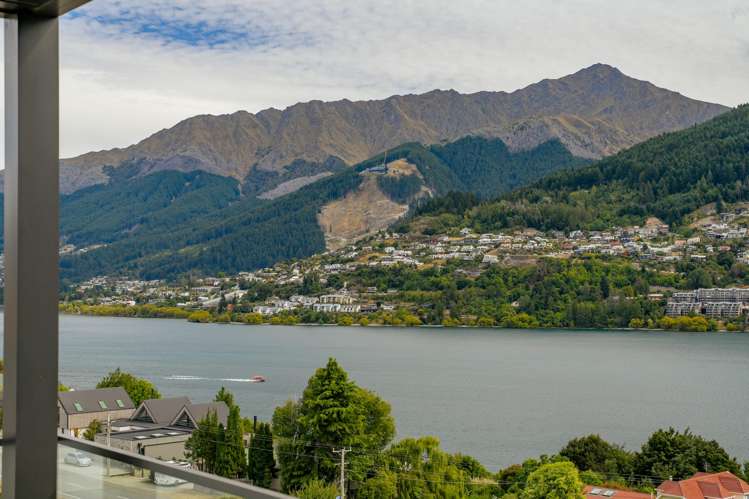 6 Red Deer Rise Kelvin Heights_7