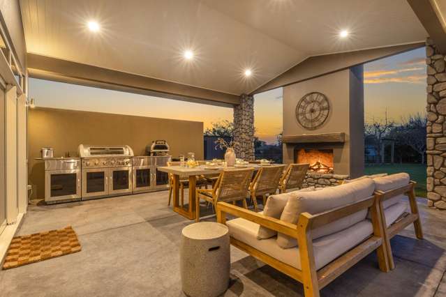 1097 Queen Street East Levin_2