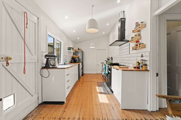 20 Manuka Street Ravensbourne_5