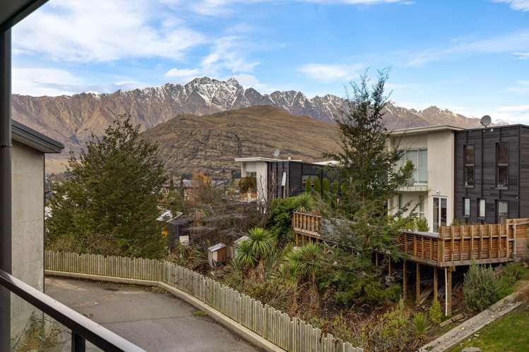 10 Saint Lauras Lane Queenstown_1