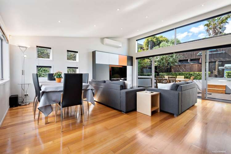 22 Edgerton Road Te Atatu Peninsula_6