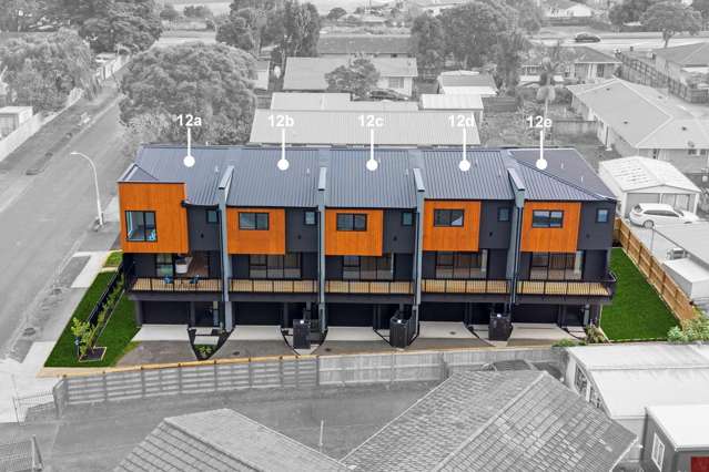 12A Damian Way Weymouth_3