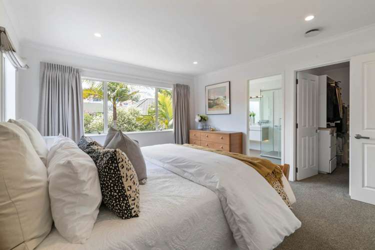 52 Alicia Road Somerville_17