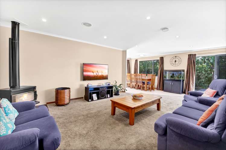 15 Bunting Place Woodend_13