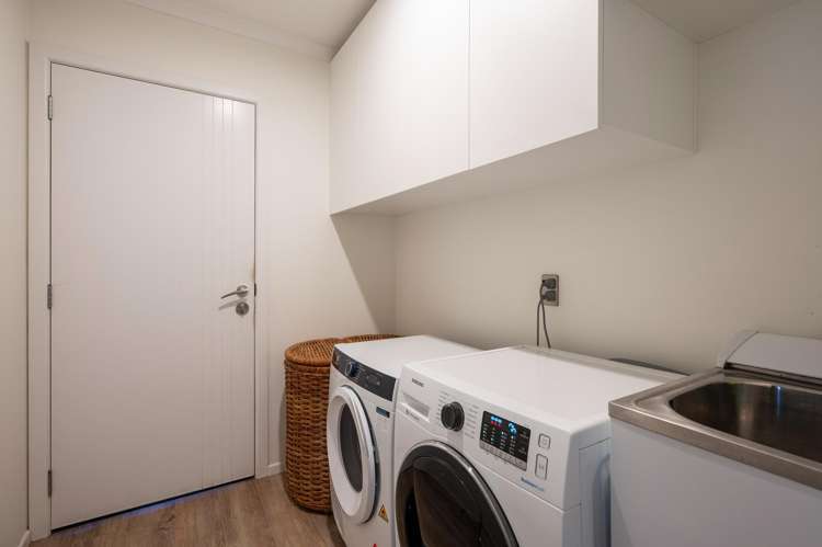 16 Fairmile Road Richmond_19