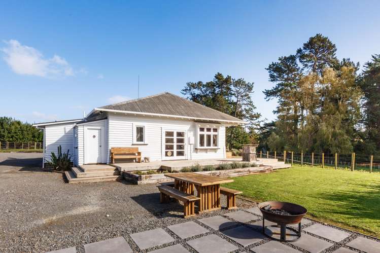 8 Knorp Street Halcombe_16