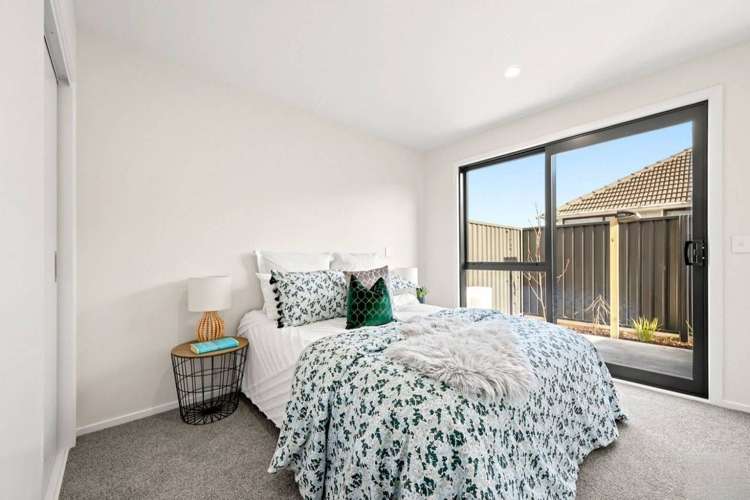 22B Palmer Crescent Silverstream_9