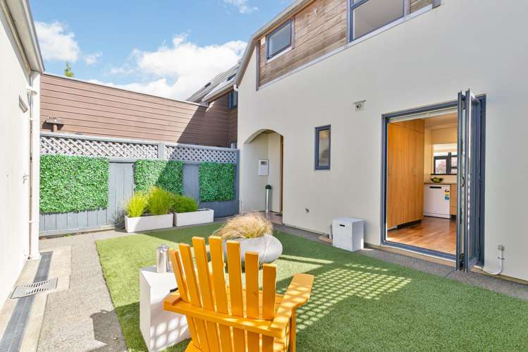 2D Hatton Street Karori_16