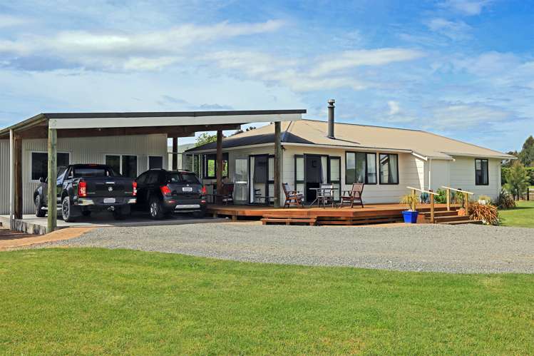 17 Mutiny Road Pakipaki_3