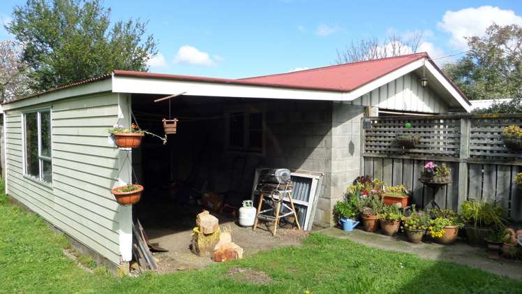 6 Birdwood Street Featherston_8