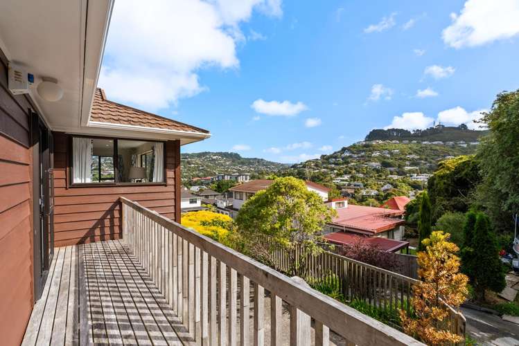 23B Thatcher Crescent Crofton Downs_5