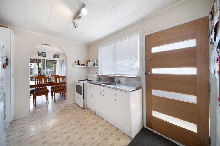 41 Ferndown Avenue Papatoetoe_7