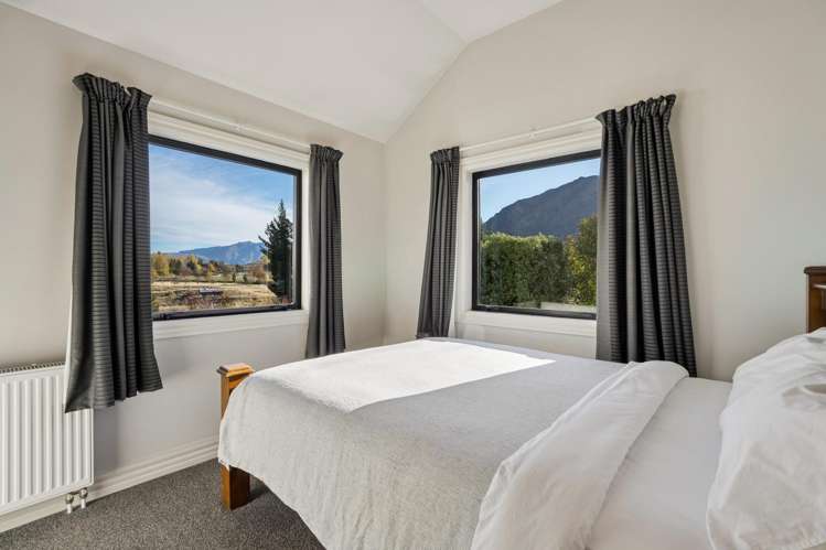 21 McDonnell Road Arrowtown_19