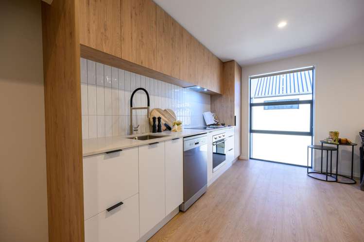 2/5 Ward Street Addington_5