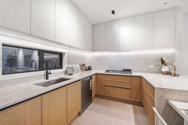 21C Tonkin Drive Sunnynook_4