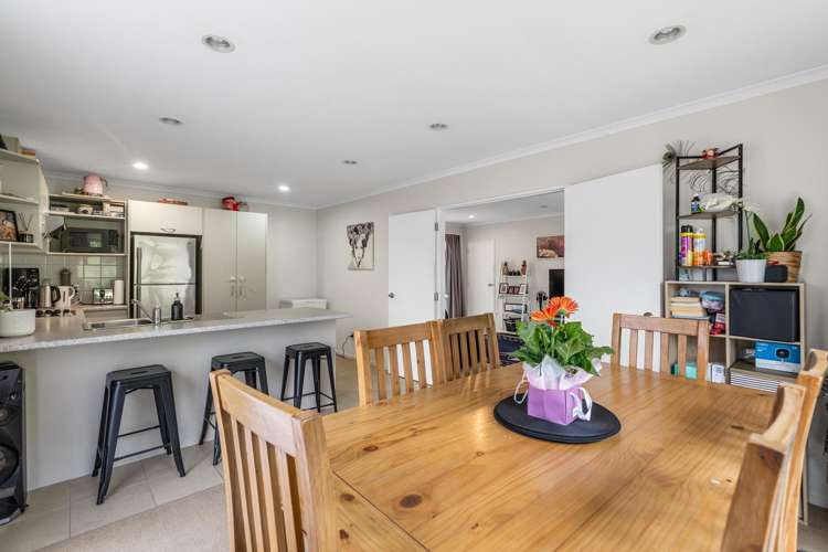 4 Ribbonwood Close_3