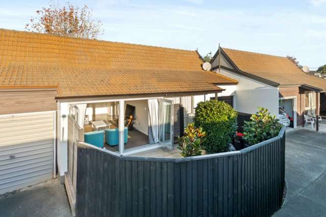 * UNDER OFFER * You'd Better Be Quick