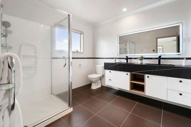 9 Chard Place Mission Heights_13