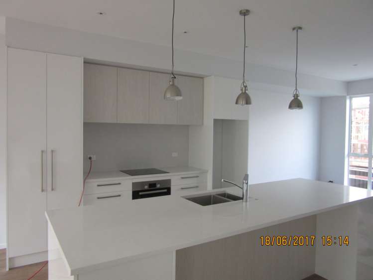 17 Watermill Lane Silverdale_1