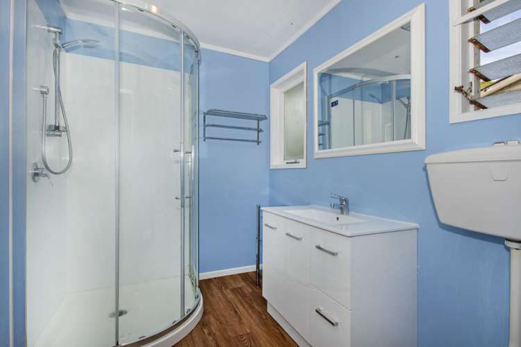 3 Taylor Road Kamo_7