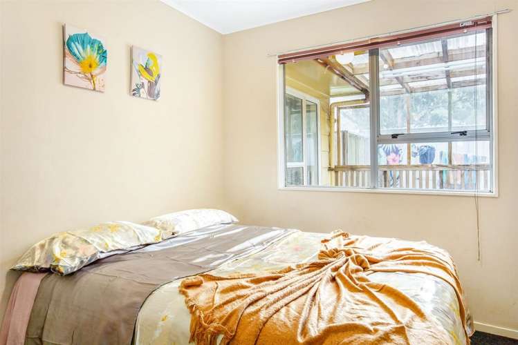 88 Arahura Crescent Waitangirua_8