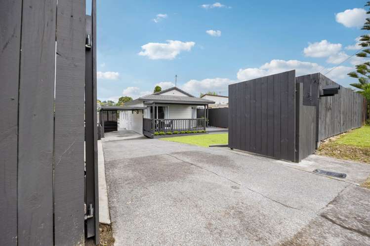 55 Triangle Road Massey_21