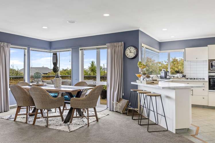 10 Astelia Way Waipahihi_10