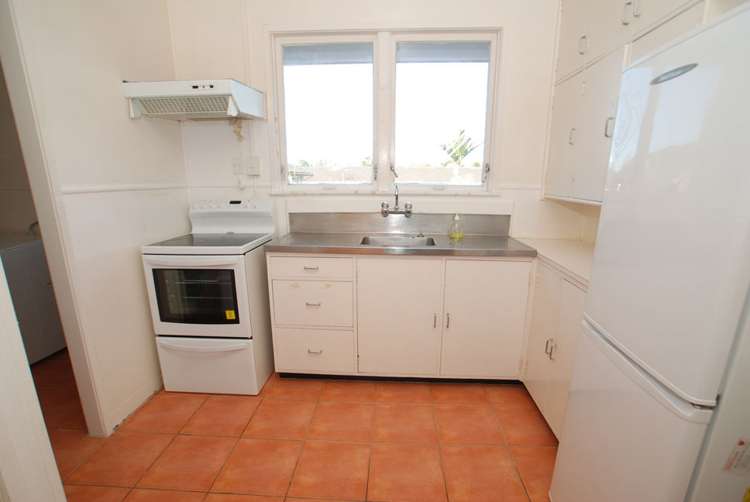 152 Lake Road Belmont_8