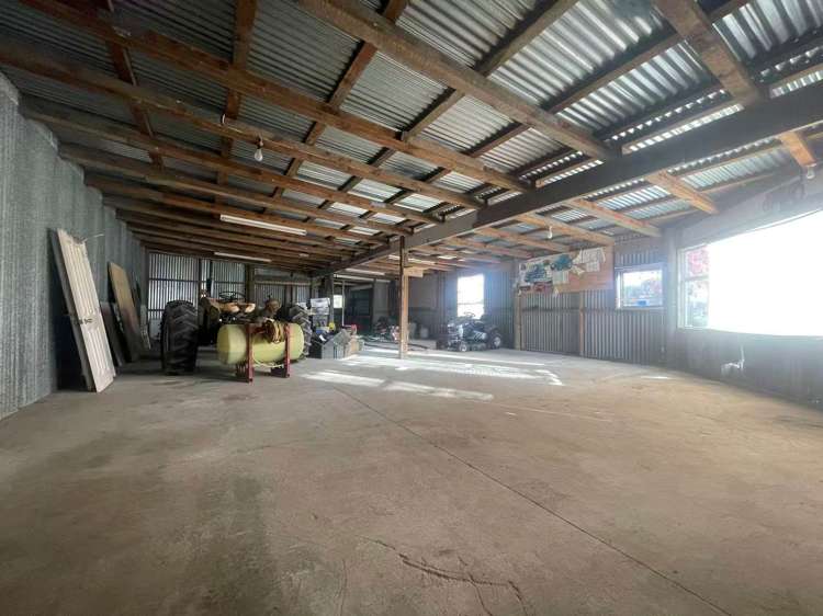 402 Matua Road_5