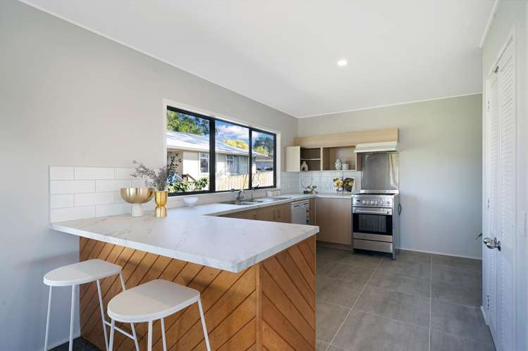 10 Claverdon Drive_4