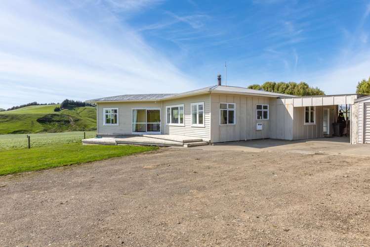 184 South Road No 2 Eketahuna_30