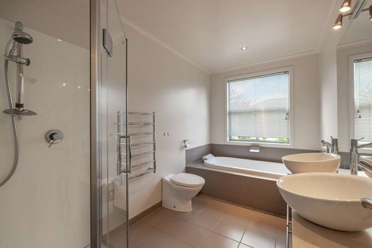 88 Rob Roy Lane Wanaka_13