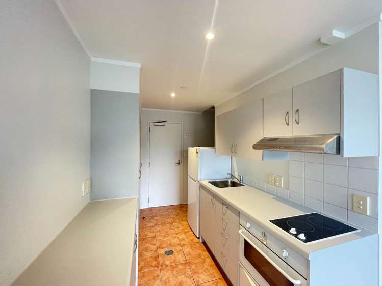 17b/30 Westward Ho Road Glen Eden_2