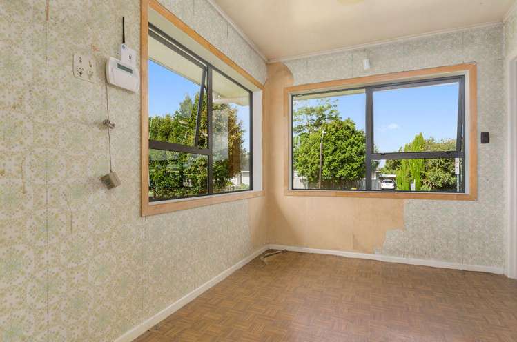 17 Hereford Street Te Atatu Peninsula_10