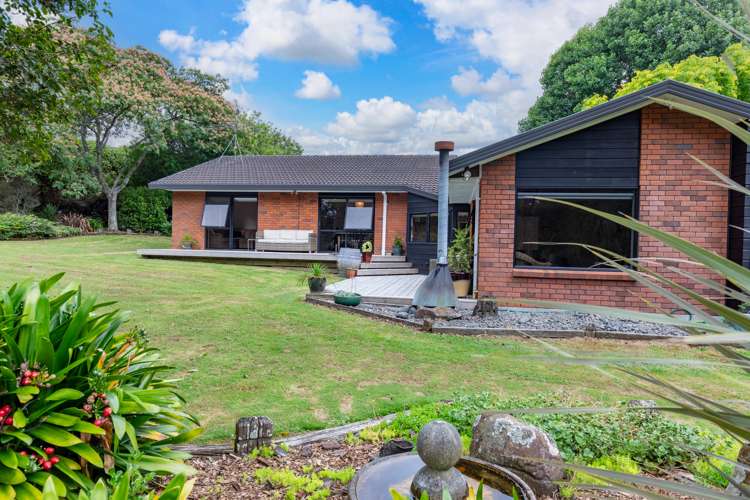 572 Pinnacle Hill Road Bombay_23