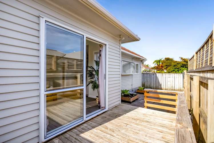 33 Upjohn Street Brooklands_15