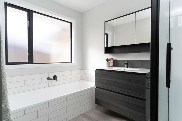 4 Mehrtens Crescent Woodend_17