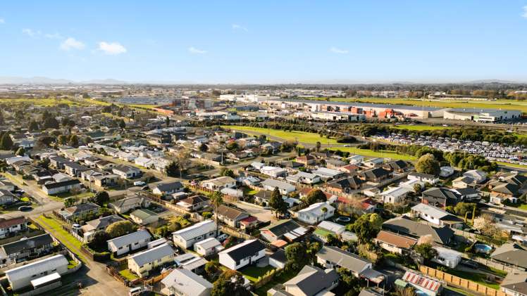 15c Breckons Avenue Nawton_15