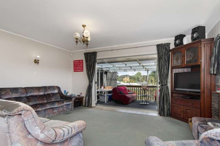 5b Jonathon Street Brookfield_7