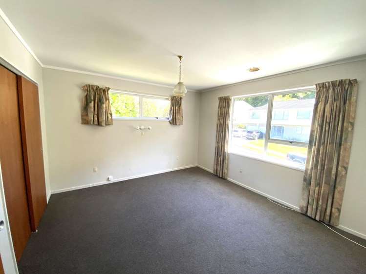 15 Fyvie Avenue Tawa_10