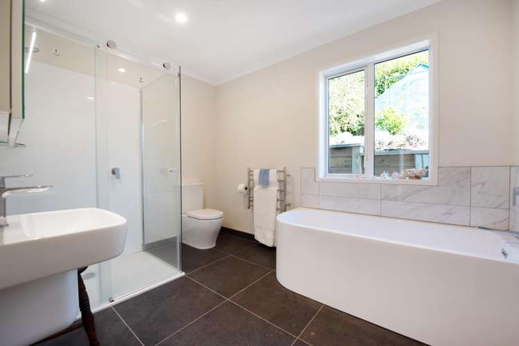 8 Kaka Street Waikanae_16