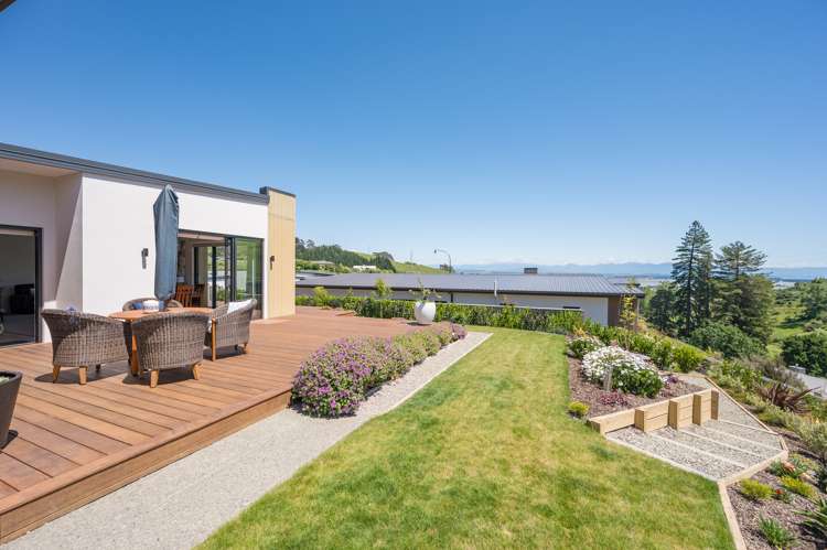 18 Hill Tops Way Stoke_24