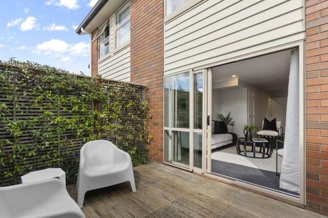Stylish Three Bedroom in Hamilton East