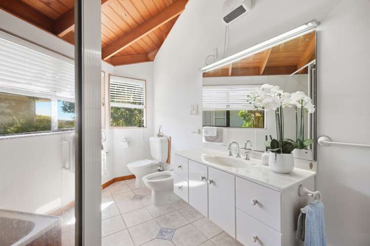 3 Martin Crescent Northcote_10