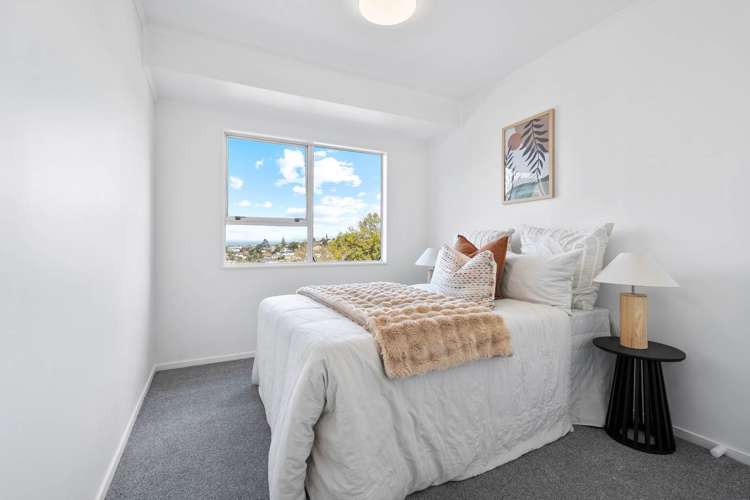 10 Tableau Place Totara Vale_11