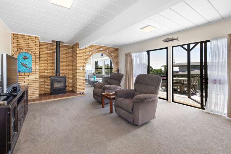 12 Cooper Road Stanmore Bay_8
