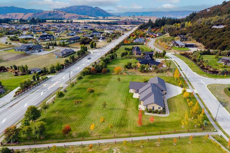8 Hidden Hills Drive Wanaka_34