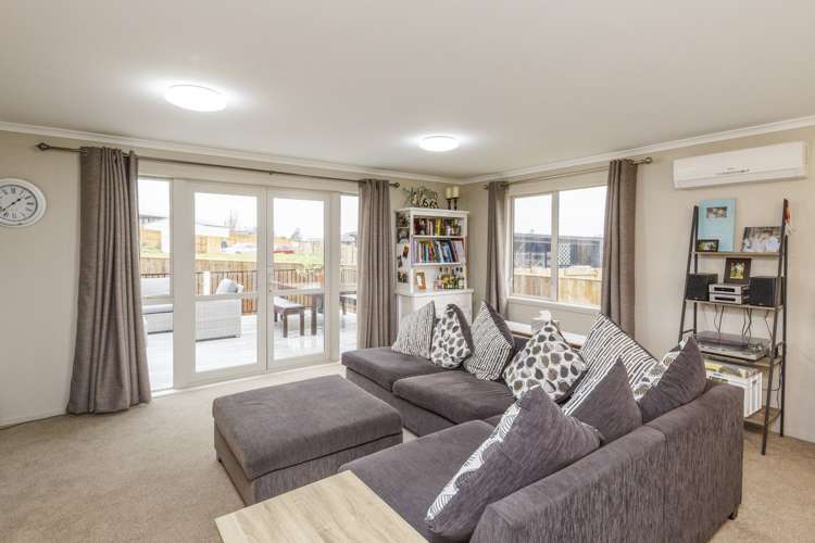 12 Poplar Grove Feilding_7