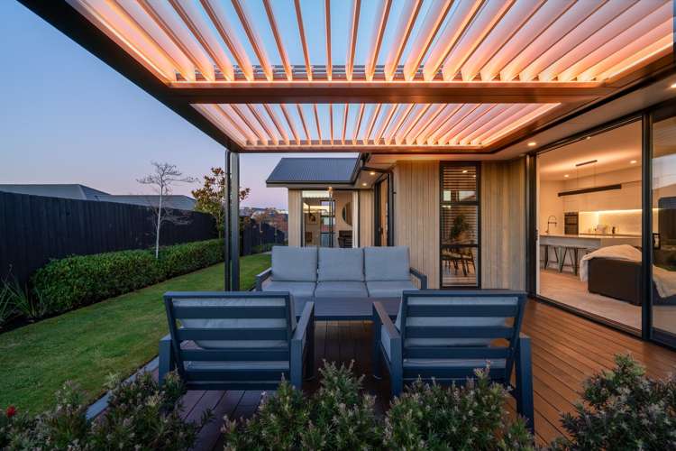 11 Minorca Lane Burwood_43